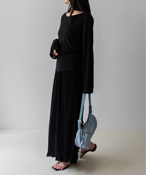on:nue(オンニュ)の「【on:nue】ワッシャープリーツタイトナロースカート /26-27 AW COLLECTION(スカート・レディース・ホワイト/ブラック・FREE)」の22枚目の写真