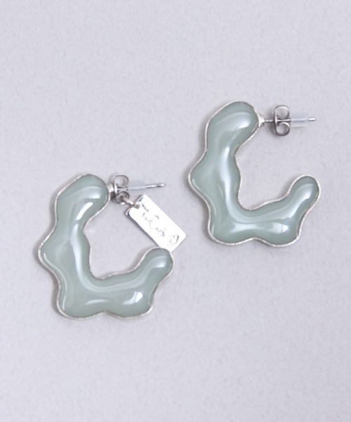 The Rule(ザルール)の「The Rule ザルール: CLOUD pierced earrings ピアス(ピアス(両耳用)・レディース・ベージュ/インディゴブルー/ライトブルー/クリア・FREE)」の3枚目の写真