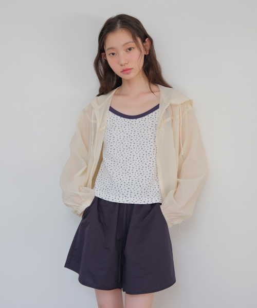 MOUI（モウイ）の「Flower print sleeveless (O/WHITE)（Tシャツ/カットソー・レディース・その他・FREE）」の2枚目の写真