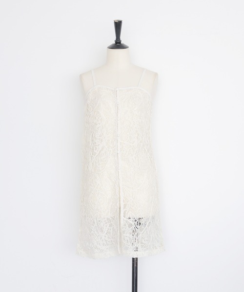 cheriella（シェリエラ）の「【cheriella】レースレイヤードビスチェ　LACE LAYERED BUSTIER（キャミソール・レディース・ブラック/アイボリー・FREE）」の4枚目の写真