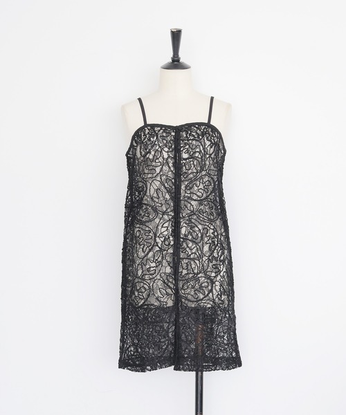 cheriella（シェリエラ）の「【cheriella】レースレイヤードビスチェ　LACE LAYERED BUSTIER（キャミソール・レディース・ブラック/アイボリー・FREE）」の5枚目の写真