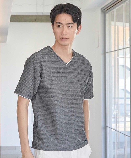 UNION STATION(ユニオンステーション)の「タックジャガードVネックTシャツ(Tシャツ/カットソー・メンズ・ブラック系その他・S)」の1枚目の写真