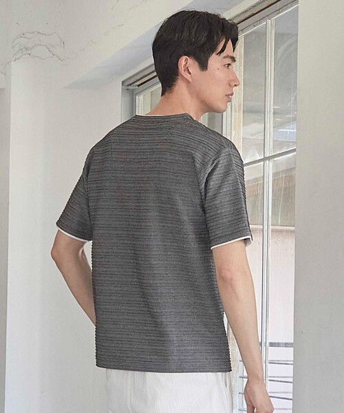 UNION STATION(ユニオンステーション)の「タックジャガードVネックTシャツ(Tシャツ/カットソー・メンズ・ブラック系その他・S)」の4枚目の写真