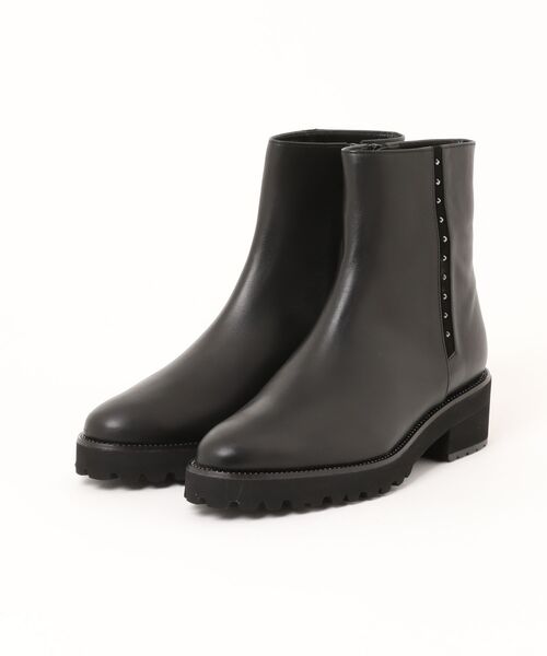 LANVIN collection(ランバン コレクション)の「スタッズショートブーツ(ブーツ・レディース・ブラック・22.5cm/23.0cm/23.5cm/24.5cm/24.0cm)」の1枚目の写真