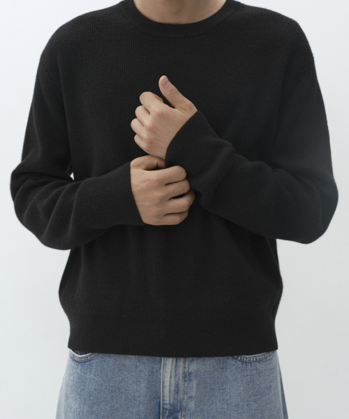 MUSINSA STANDARD（ムシンサスタンダード）の「[ビクトリアウール] ミニマルリブクロップニット[ブラック]（ニット/セーター・メンズ・その他・MEDIUM/LARGE/X-LARGE/2XL）」の7枚目の写真