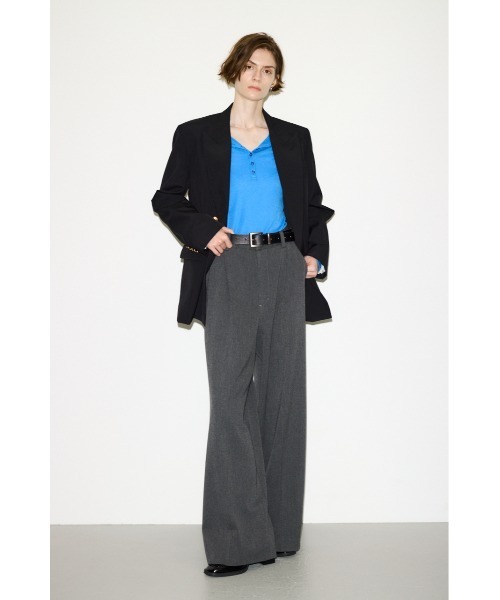 THROW by SLY(スローバイスライ)の「SHEER FINE FIT HENLEY TOPS シアーファインフィットヘンリートップス 秋服(Tシャツ/カットソー・レディース・ブルー/杢グレー/ベージュ/バーガンディー/ブラック・FREE)」の12枚目の写真