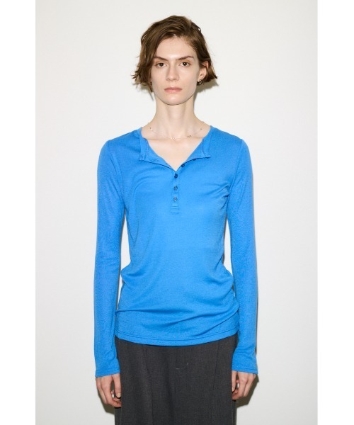 THROW by SLY(スローバイスライ)の「SHEER FINE FIT HENLEY TOPS シアーファインフィットヘンリートップス 秋服(Tシャツ/カットソー・レディース・ブルー/杢グレー/ベージュ/バーガンディー/ブラック・FREE)」の19枚目の写真
