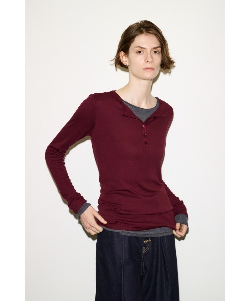 THROW by SLY(スローバイスライ)の「SHEER FINE FIT HENLEY TOPS シアーファインフィットヘンリートップス 秋服(Tシャツ/カットソー・レディース・ブルー/杢グレー/ベージュ/バーガンディー/ブラック・FREE)」の22枚目の写真
