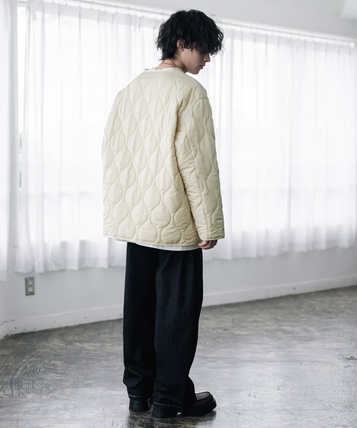 Rocky Monroe(ロッキーモンロー)の「オーバーサイズ M-65中綿キルティングライナーノーカラージャケット(ブルゾン・メンズ・ベージュ/ブラック/オフホワイト/カーキ・XL/L/M)」の10枚目の写真