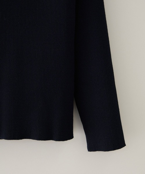 POLO BCS(ポロ ビーシーエス)の「【POLO BCS】VIS別注フリルネックVネックリブニット(ニット/セーター・レディース・ベージュ/ダークブラウン/ネイビー・FREE)」の12枚目の写真