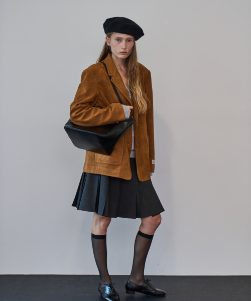 GRIDAJ(クリダジェイ)の「Lucent Leather Everyday Shoulder Bag _ black(ショルダーバッグ・レディース・ブラック・FREE)」の6枚目の写真