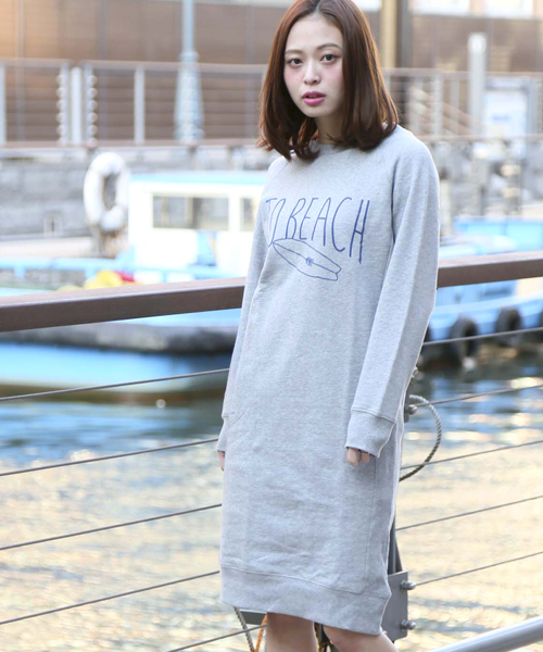 Denime（ドゥニーム）の「スウェットマキシワンピ-BEACH-（ワンピース・レディース・杢グレー/ネイビー/オートミール・FREE）」の2枚目の写真