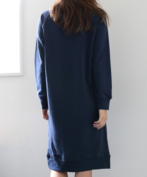 Denime（ドゥニーム）の「スウェットマキシワンピ-BEACH-（ワンピース・レディース・杢グレー/ネイビー/オートミール・FREE）」の8枚目の写真