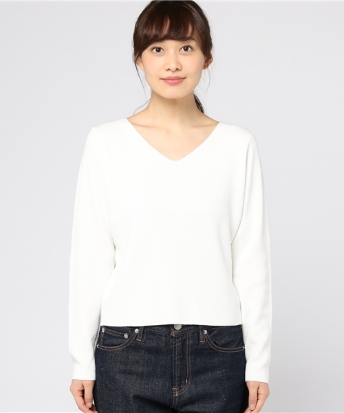 TRUDEA（トルディア）の「ベーシックＶネックニットプルオーバー（ニット/セーター・レディース・ホワイト/ライトグレー/ピンク/カーキ/イエロー・MEDIUM/LARGE）」の6枚目の写真