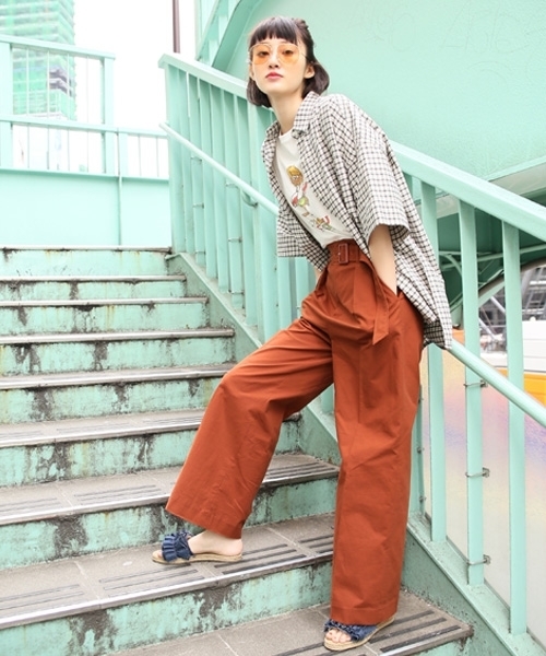 LOWRYS FARM（ローリーズファーム）の「コンブキッドＰＴＴシャツ　789916 （Tシャツ/カットソー・レディース・オフホワイト/ベージュ/ブルー・MEDIUM/LARGE）」の4枚目の写真