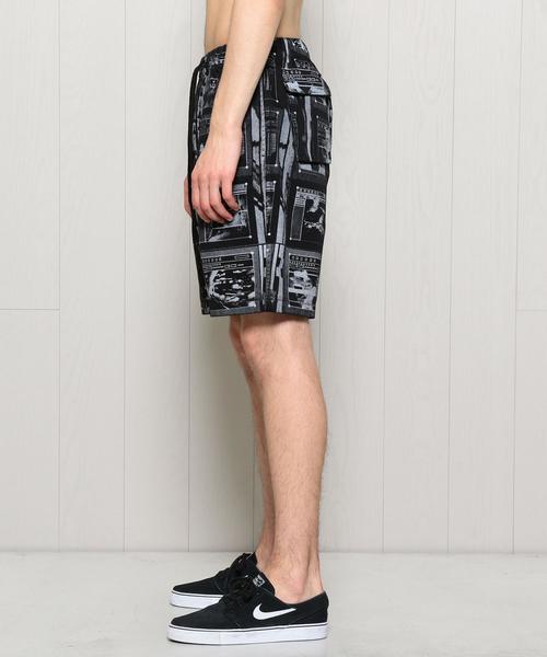 L シーイー ショートパンツ ひざ上丈］アイコン カットオフ ショートパンツ – EGOZARU