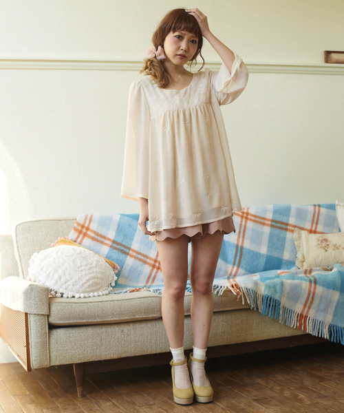 MAJESTIC LEGON(マジェスティックレゴン)の「スカラップショートPT(その他パンツ・レディース・ブルー/ピンク/ブラック・FREE)」の1枚目の写真