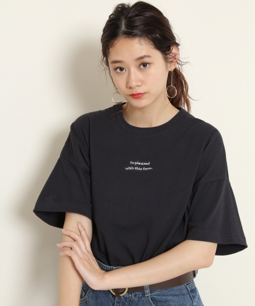 PAGEBOY（ページボーイ）の「BIGロゴTシャツ（Tシャツ/カットソー・レディース・ブラック/オフホワイト/ピンク/グレー/チャコールグレー・FREE）」の2枚目の写真