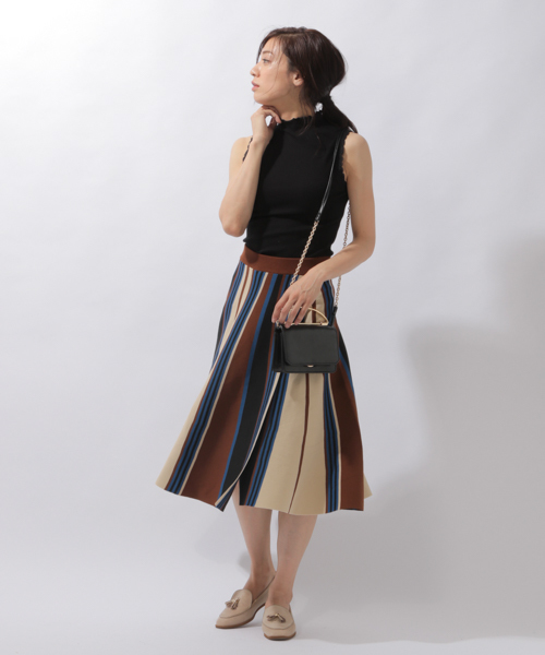 laboratory work（ラボラトリーワーク）の「マルチストライプニットフレアスカート（スカート・レディース・ピンク/ブルー・MEDIUM）」の3枚目の写真