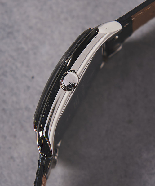 UNITED ARROWS(ユナイテッドアローズ)の「UA レクタンギュラーSILVER(アナログ腕時計・メンズ・シルバー・FREE)」の6枚目の写真