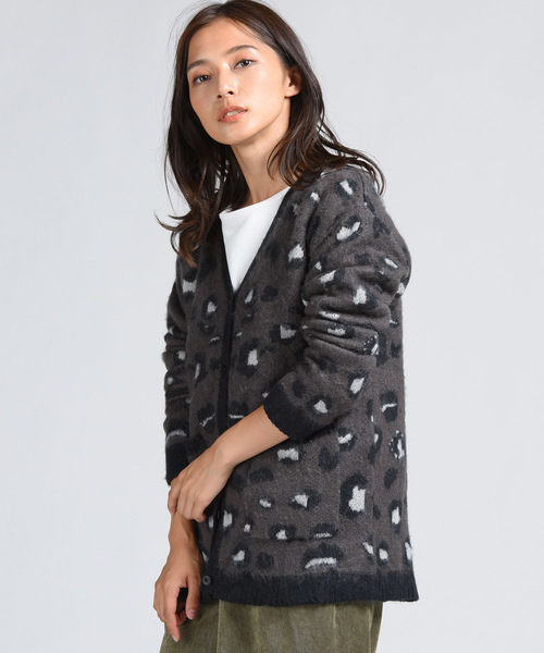 LIPSTAR（リップスター）の「レオパード柄ニットカーディガン（カーディガン/ボレロ・レディース・ベージュ系その他/グレー系その他・M）」の2枚目の写真