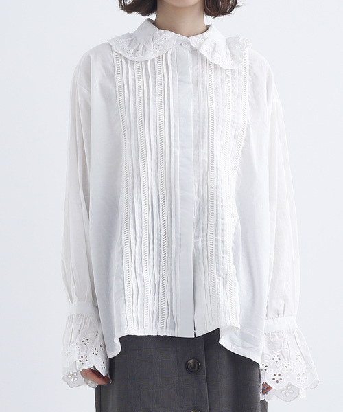 MERLOT（メルロー）の「ビッグフリル襟ブラウス3008（シャツ/ブラウス・レディース・オフホワイト/ブラック・FREE）」の10枚目の写真