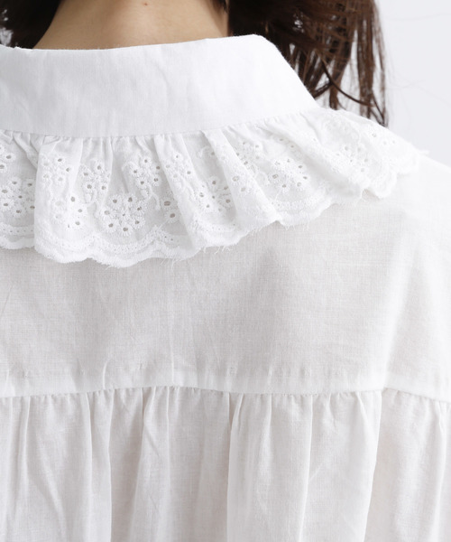 MERLOT（メルロー）の「ビッグフリル襟ブラウス3008（シャツ/ブラウス・レディース・オフホワイト/ブラック・FREE）」の11枚目の写真