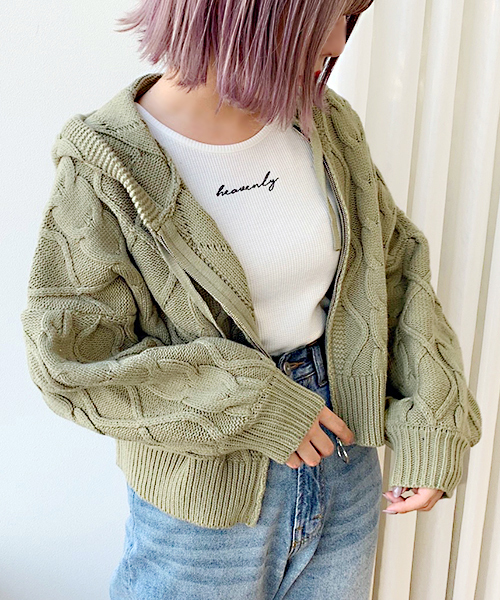 apres jour（アプレジュール）の「ケーブルニットZIPパーカー【ZOZOTOWN限定アイテム】（ニット/セーター・レディース・ベージュ/クリーム/ライトカーキ/ラベンダー・フリー）」の20枚目の写真