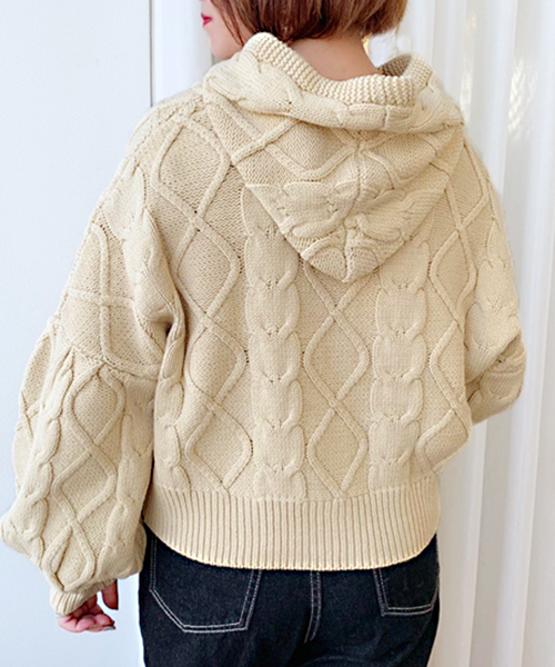 apres jour（アプレジュール）の「ケーブルニットZIPパーカー【ZOZOTOWN限定アイテム】（ニット/セーター・レディース・ベージュ/クリーム/ライトカーキ/ラベンダー・フリー）」の14枚目の写真