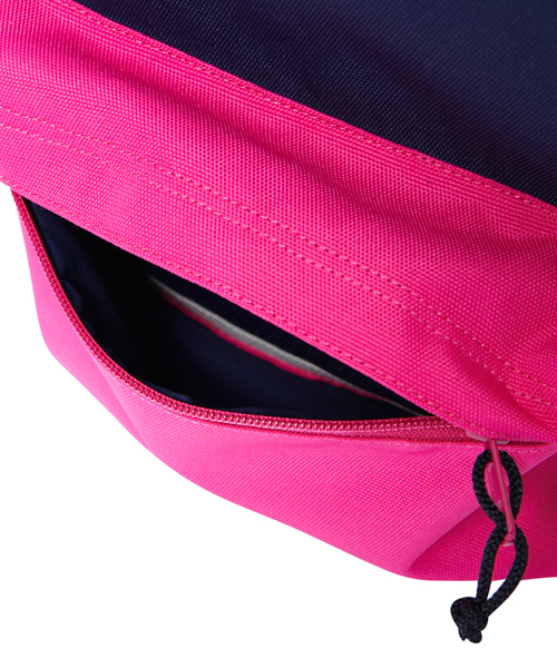 MILKFED.（ミルクフェド）の「EMBROIDERY LOGO BACK PACK　（バックパック/リュック/無地）（バックパック/リュック・レディース・ブラック/ネイビー/レッド・ONESIZE）」の8枚目の写真