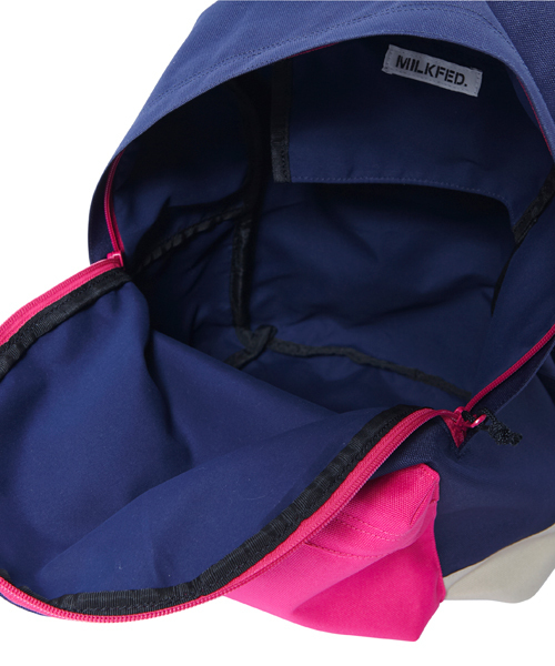 MILKFED.（ミルクフェド）の「EMBROIDERY LOGO BACK PACK　（バックパック/リュック/無地）（バックパック/リュック・レディース・ブラック/ネイビー/レッド・ONESIZE）」の9枚目の写真
