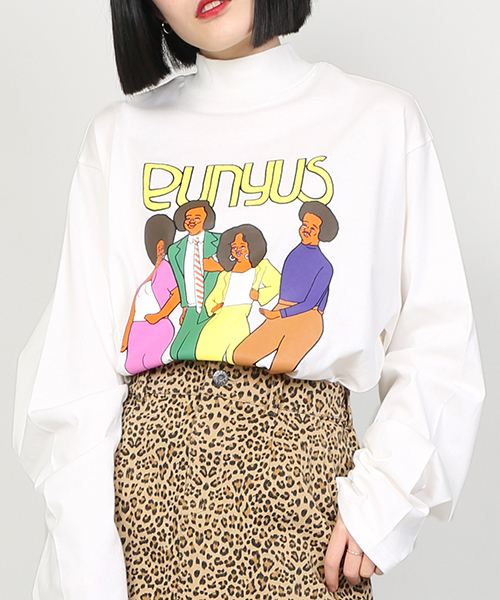 PUNYUS（プニュズ）の「ディスコステップロンT（Tシャツ/カットソー・レディース・カーキ/ホワイト/ブラック・3/4）」の2枚目の写真