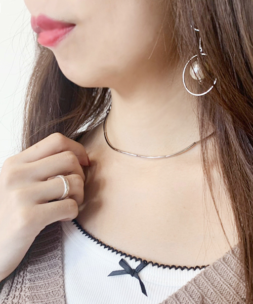 apres jour(アプレジュール)の「【apres jour×ARIAZ】シンプルチョーカー(ネックレス・レディース・ゴールド/ピンク系その他/シルバー・FREE)」の4枚目の写真