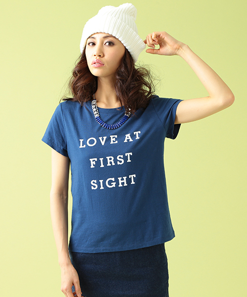 B:MING by BEAMS（ビーミングバイビームス）の「＜InRed 7月号掲載＞ビーミング by ビームス / プリント半袖Ｔシャツ（Tシャツ/カットソー・レディース・ホワイト/ライトグレー/ネイビー・MEDIUM/SMALL）」の3枚目の写真