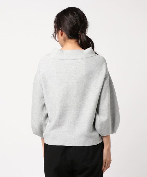 TRUDEA(トルディア)の「ガーター編み ラメ入りバルーンスリーブ ボートネックニットプルオーバー(ニット/セーター・レディース・ライトグレー/ブラック/モカ・MEDIUM/LARGE)」の5枚目の写真
