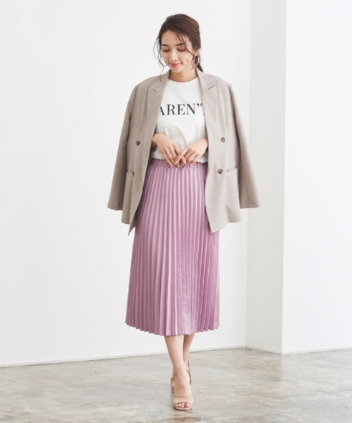 Pierrot（ピエロ）の「スエードタッチプリーツスカート（スカート・レディース・ブラウン/インディゴブルー/アイボリー/モカ/イエロー系その他/バーガンディー/ベージュ系その他/ピンク系その他/グレイッシュベージュ/アクア/ライトグレー/グリーン系その他/オレンジ/キャメル/ブルー/ベージュ系その他2/ベージュ系その他3/チャコール・M/L）」の16枚目の写真