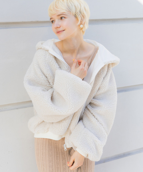 archives（アルシーヴ）の「リバーシブルボアブルゾン（ブルゾン・レディース・オフホワイト/ブラウン/モカ・MEDIUM）」の2枚目の写真