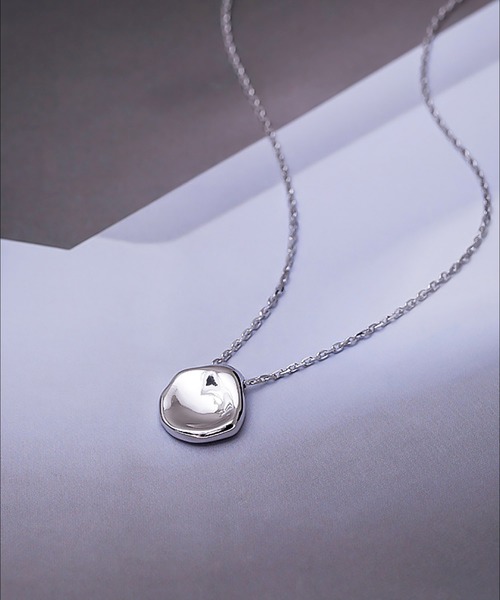 LA VORAGINE（ラ ヴォラジネ）の「925シルバ-ネックレス（ネックレス・レディース・A/B/C/D/E/F/L/M/G/H/I/J/K/O/P/Q/R/S/T/Y/Z/U/V/W/X/N/その他/その他1/その他2/その他3/その他4/その他5/その他6/その他7/その他12/その他13/その他10/その他11/その他9/その他8・FREE）」の19枚目の写真