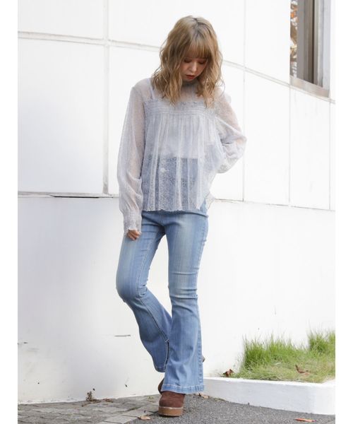 dazzlin(ダズリン)の「DENIMブーツカットパンツ(デニムパンツ・レディース・インディゴブルー/ブルー・24inch/25inch)」の5枚目の写真