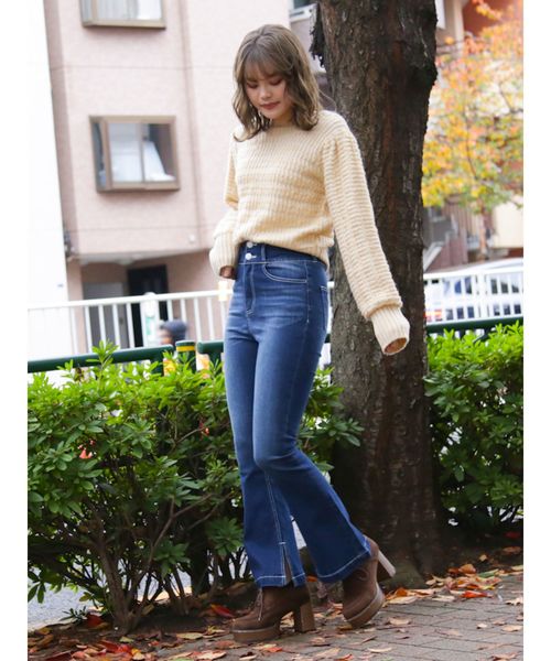 dazzlin(ダズリン)の「DENIMブーツカットパンツ(デニムパンツ・レディース・インディゴブルー/ブルー・24inch/25inch)」の6枚目の写真