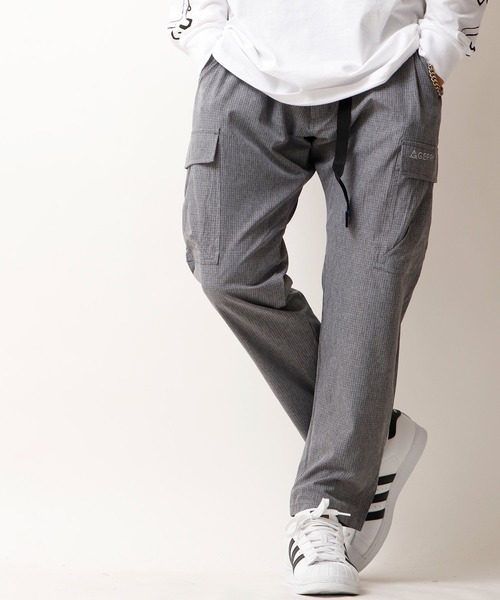GERRY(ジェリー)の「GERRY ストレッチ リップストップ ポリエステル カーゴ クライミングパンツ(カーゴパンツ・メンズ・ブラック/ネイビー/カーキ/杢グレー・L/LL/M/S)」の2枚目の写真
