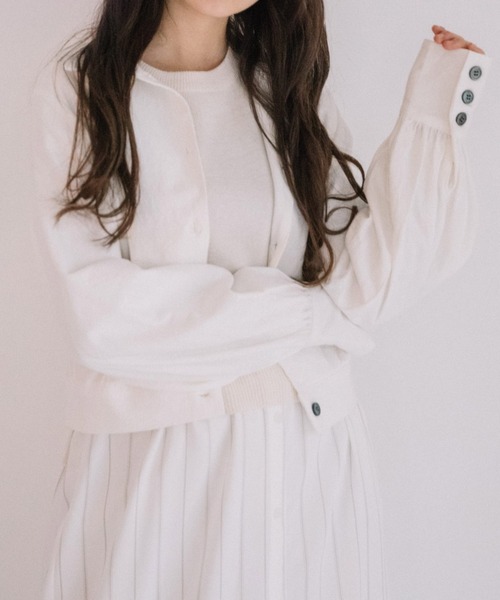 Mysa&Liina(ミーサリーナ)の「コンパクトギャザーシャツジャケット(シャツ/ブラウス・レディース・ベージュ/オフホワイト/ブルー・M)」の10枚目の写真