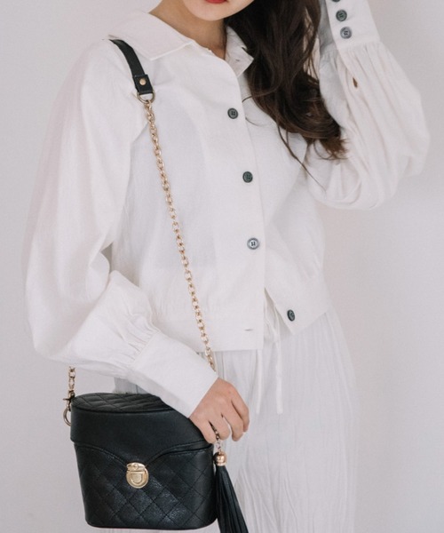 Mysa&Liina(ミーサリーナ)の「コンパクトギャザーシャツジャケット(シャツ/ブラウス・レディース・ベージュ/オフホワイト/ブルー・M)」の4枚目の写真