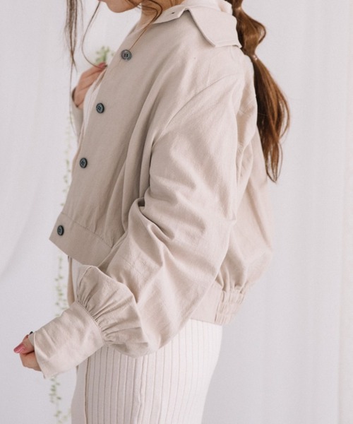 Mysa&Liina(ミーサリーナ)の「コンパクトギャザーシャツジャケット(シャツ/ブラウス・レディース・ベージュ/オフホワイト/ブルー・M)」の19枚目の写真