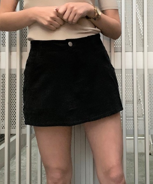 ENVYM（アンビー）の「コーデュロイＦＳＫ（スカート・レディース・ブラック/ベージュ/アイボリー・S/M）」の2枚目の写真