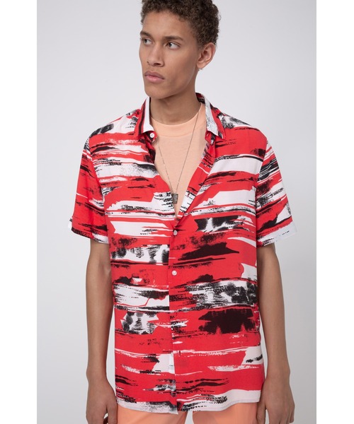 HUGO(ヒューゴ)の「リラックスフィット ショートスリーブ シャツ(シャツ/ブラウス・メンズ・レッド・S/XS/L/M/XL)」の1枚目の写真