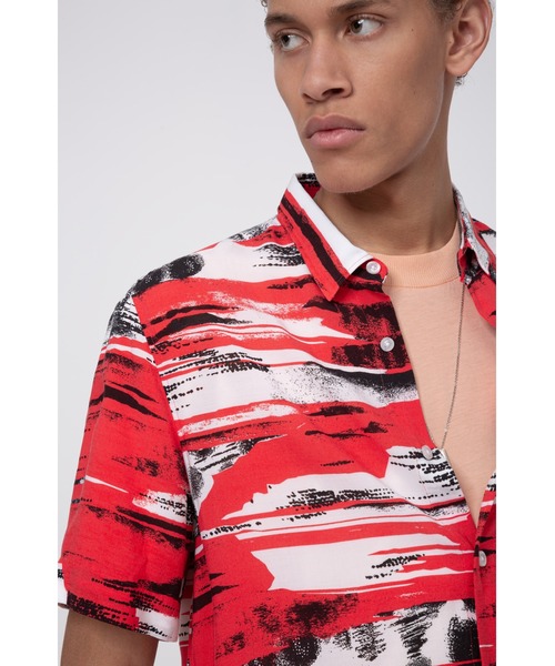 HUGO(ヒューゴ)の「リラックスフィット ショートスリーブ シャツ(シャツ/ブラウス・メンズ・レッド・S/XS/L/M/XL)」の13枚目の写真