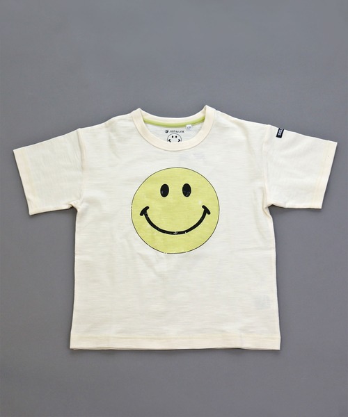 SMILEY FACE(スマイリーフェイス)の「SMILEY FACE/スマイリーフェイス ビックシルエットTシャツ(Tシャツ/カットソー・キッズ・チャコールグレー/ダークグリーン/オフホワイト/スモークピンク/テラコッタ・90cm/110cm/100cm/120cm/130cm/140cm)」の2枚目の写真