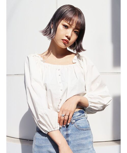 EMODA（エモダ）の「オフショルダータイトトップス（シャツ/ブラウス・レディース・ホワイト/ブラック/パープル/オレンジ・FREE）」の7枚目の写真