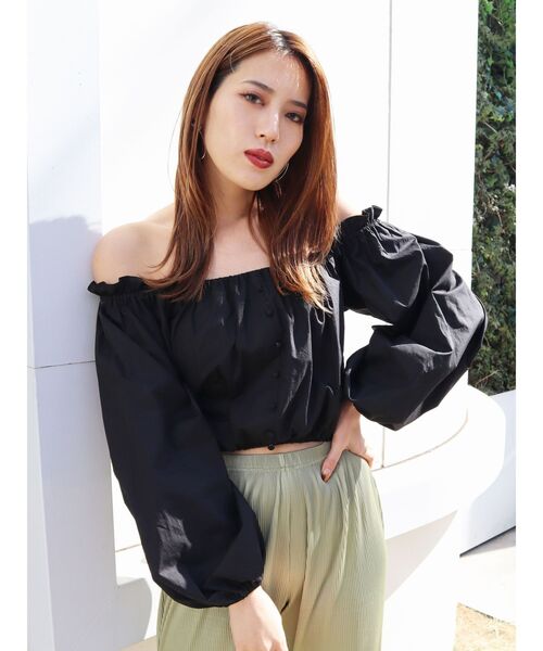 EMODA（エモダ）の「オフショルダータイトトップス（シャツ/ブラウス・レディース・ホワイト/ブラック/パープル/オレンジ・FREE）」の9枚目の写真